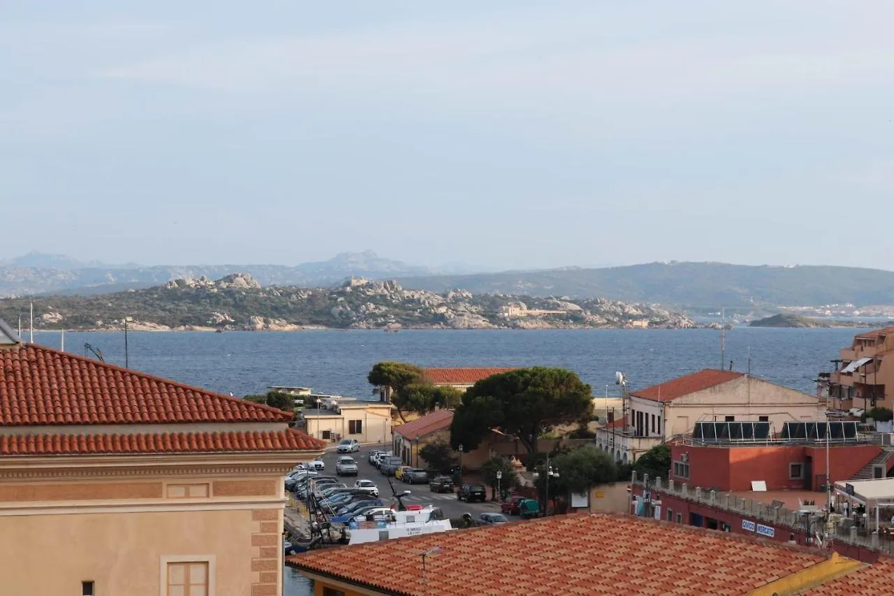 Bed & Breakfast Clelia'S Boutique Rooms & Suites La Maddalena