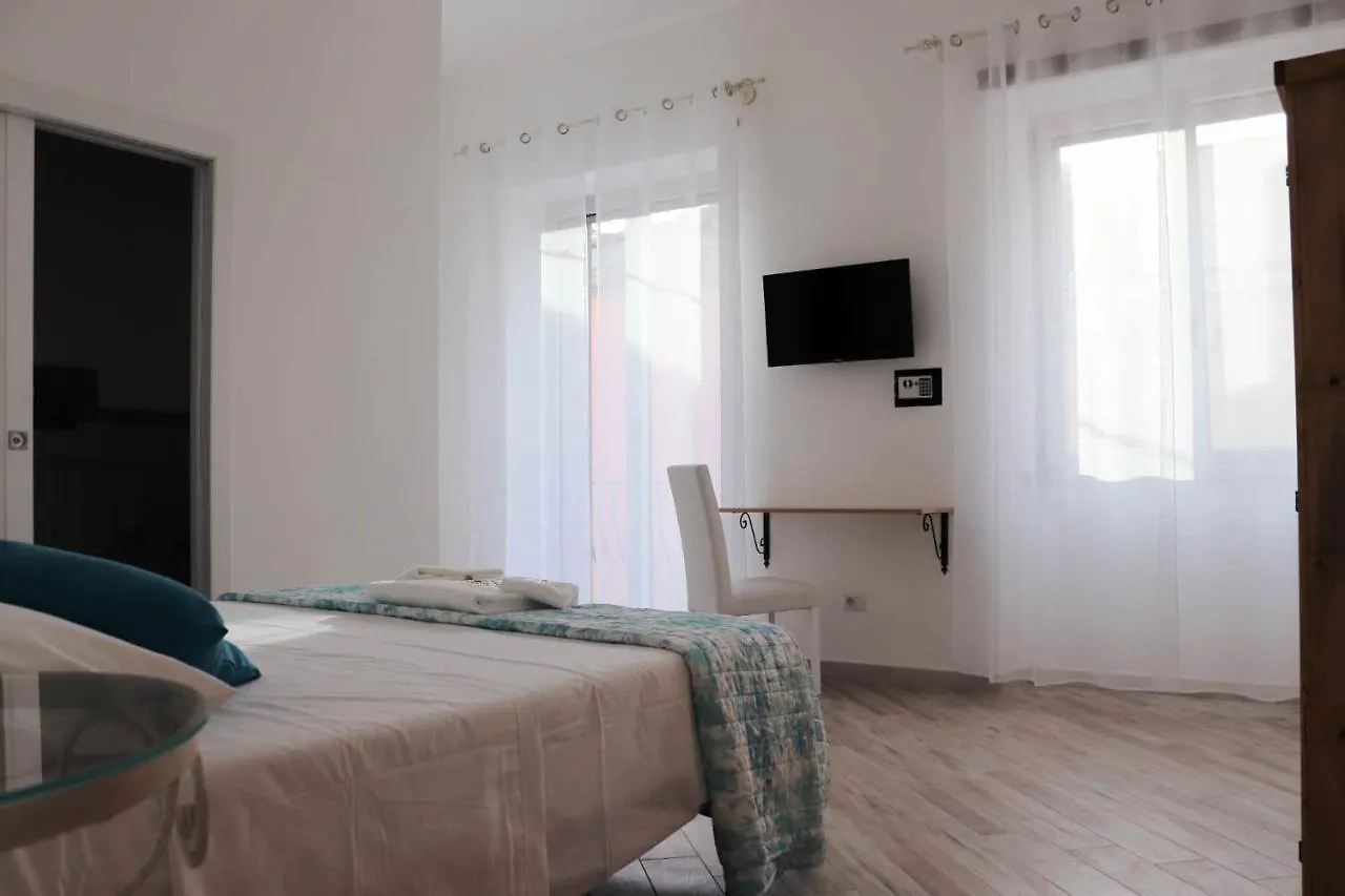 Bed & Breakfast Clelia'S Boutique Rooms & Suites La Maddalena