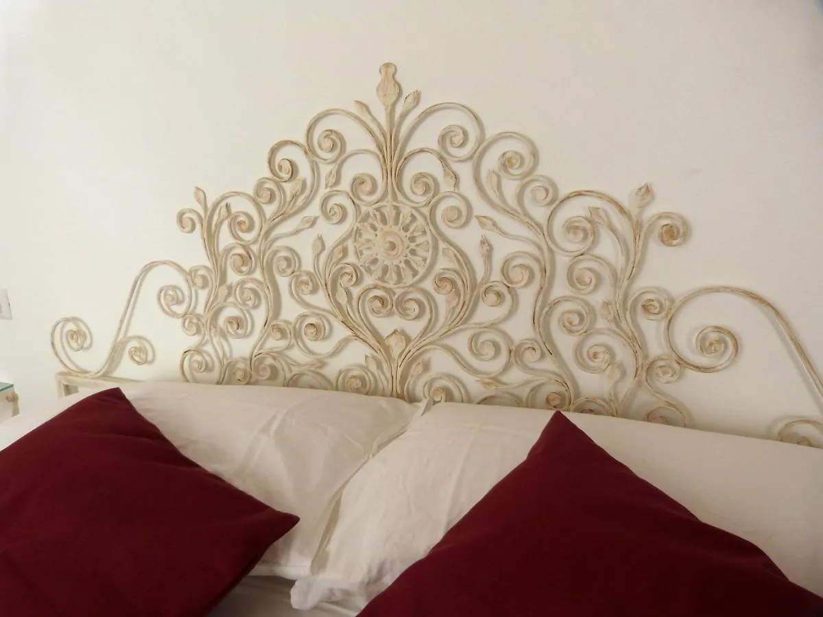 *** Bed & Breakfast Clelia'S Boutique Rooms & Suites La Maddalena  Italy